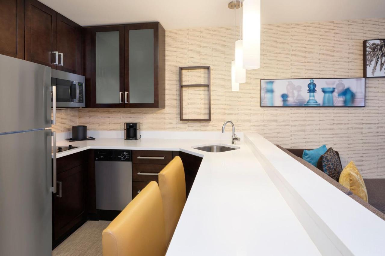 Residence Inn By Marriott Boston Bridgewater Raynham Екстериор снимка