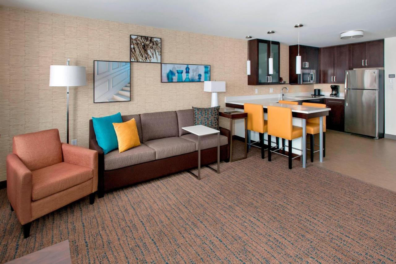 Residence Inn By Marriott Boston Bridgewater Raynham Екстериор снимка