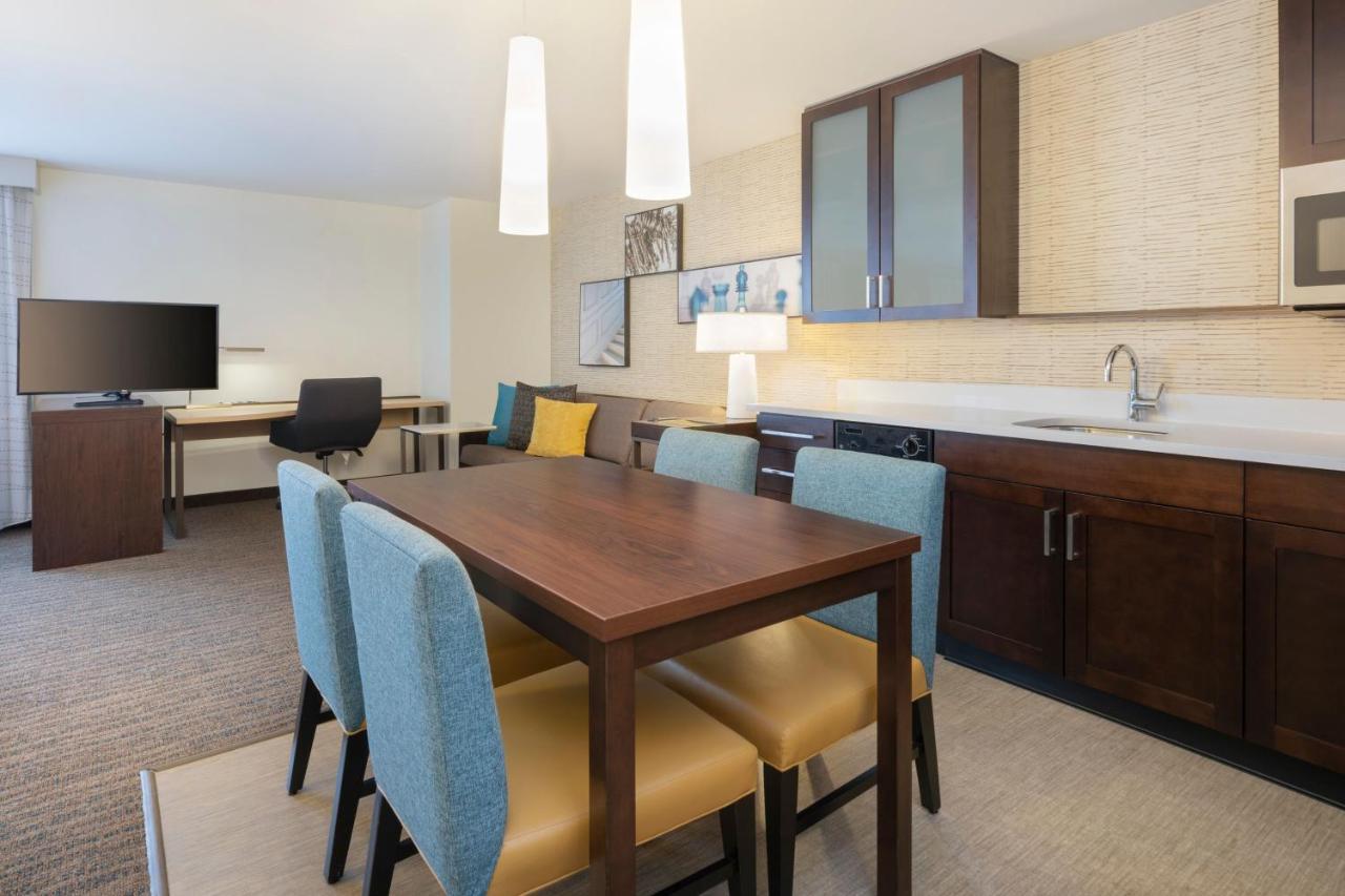 Residence Inn By Marriott Boston Bridgewater Raynham Екстериор снимка