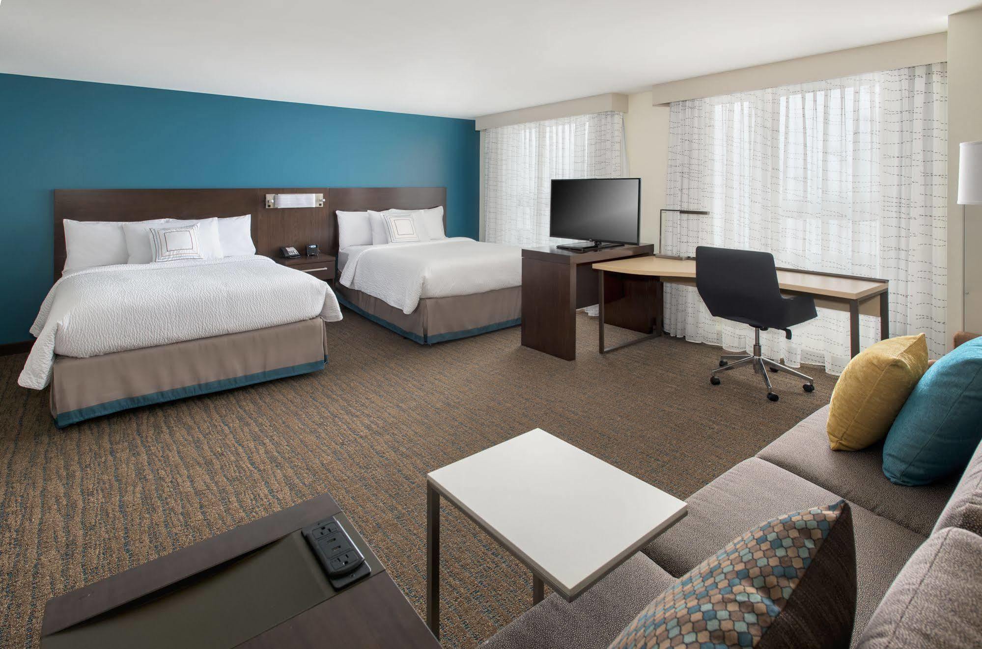 Residence Inn By Marriott Boston Bridgewater Raynham Екстериор снимка