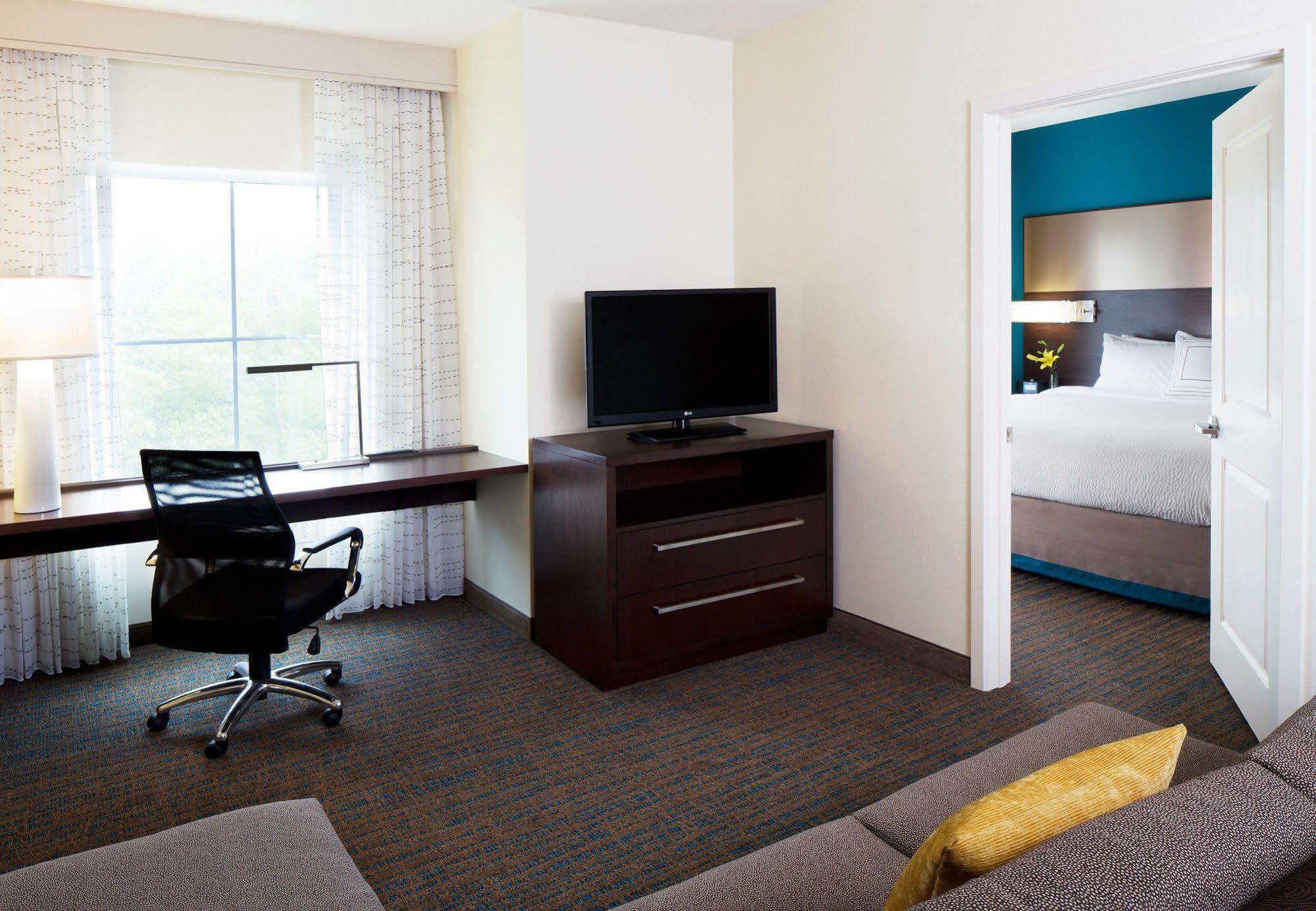 Residence Inn By Marriott Boston Bridgewater Raynham Екстериор снимка